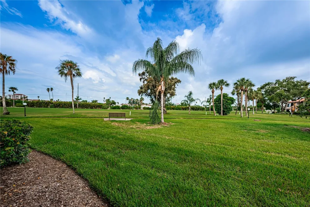 6269 PALMA DEL MAR BOULEVARD S #112 St Petersburg, FL 33715
