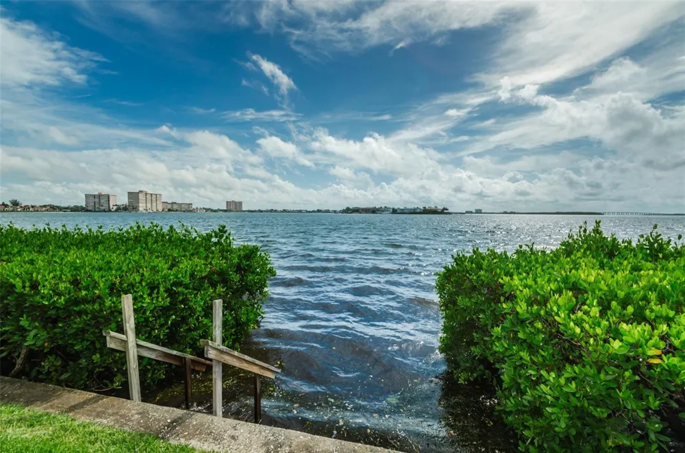 6269 PALMA DEL MAR BOULEVARD S #112 St Petersburg, FL 33715
