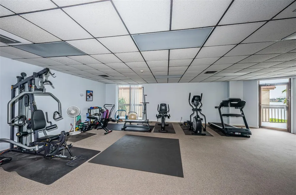 6269 PALMA DEL MAR BOULEVARD S #112 St Petersburg, FL 33715