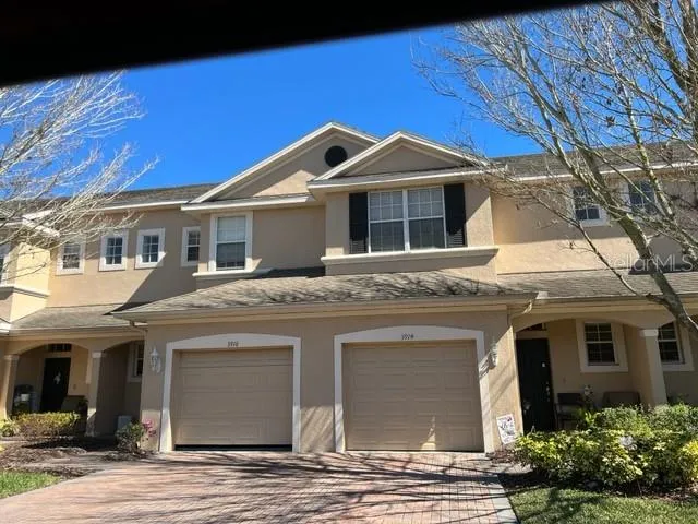 3916 SILVERLAKE WAY Wesley Chapel, FL 33544