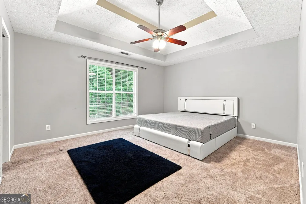 932 Sugar Meadow LN Sugar Hill, GA 30518