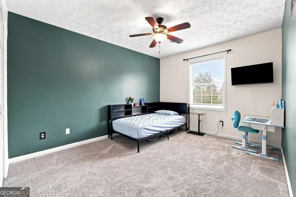 932 Sugar Meadow LN Sugar Hill, GA 30518