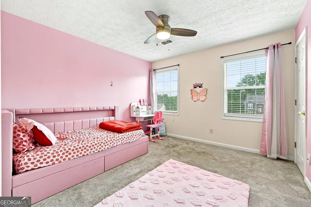 932 Sugar Meadow LN Sugar Hill, GA 30518