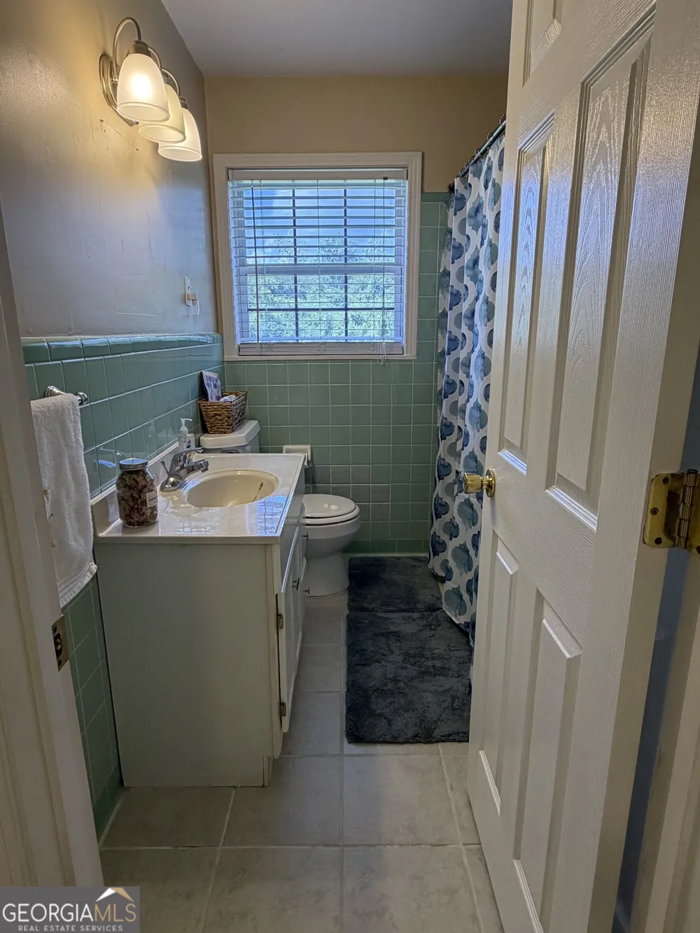 438 W Oglethorpe AVE Lyons, GA 30436