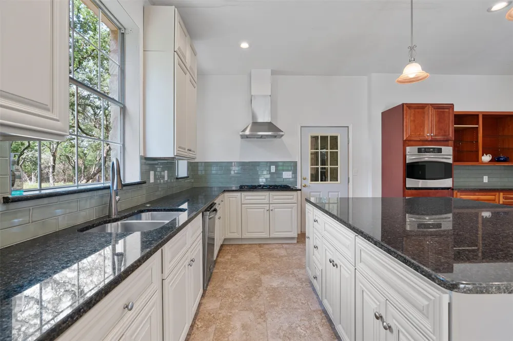 601 Deertrail Drive San Marcos, TX 78666