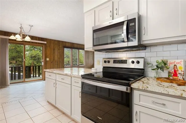 280 Old Man Mountain Lane Estes Park, CO 80517