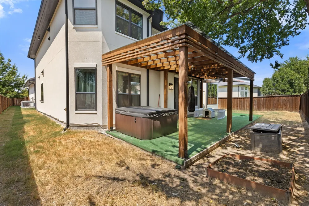 10950 Funny Cide View Frisco, TX 75035