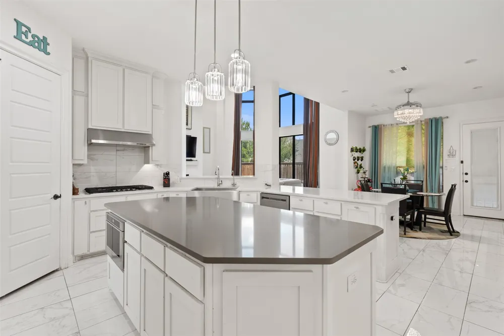 10950 Funny Cide View Frisco, TX 75035