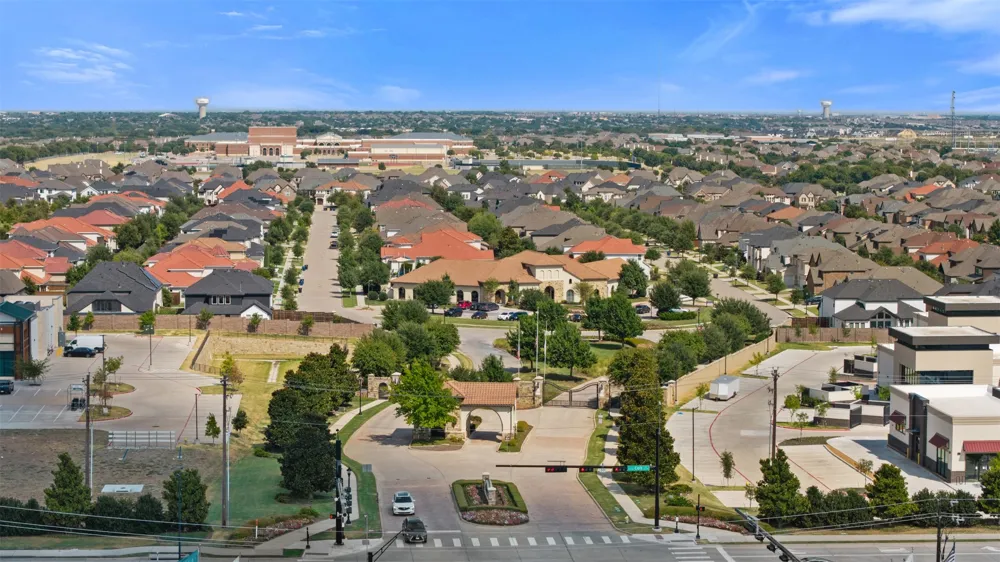 10950 Funny Cide View Frisco, TX 75035