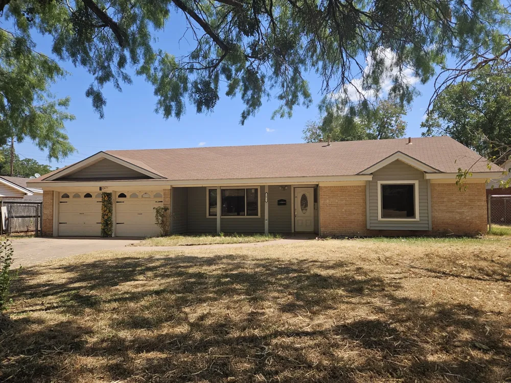 1473 Meadowbrook Drive Abilene, TX 79603