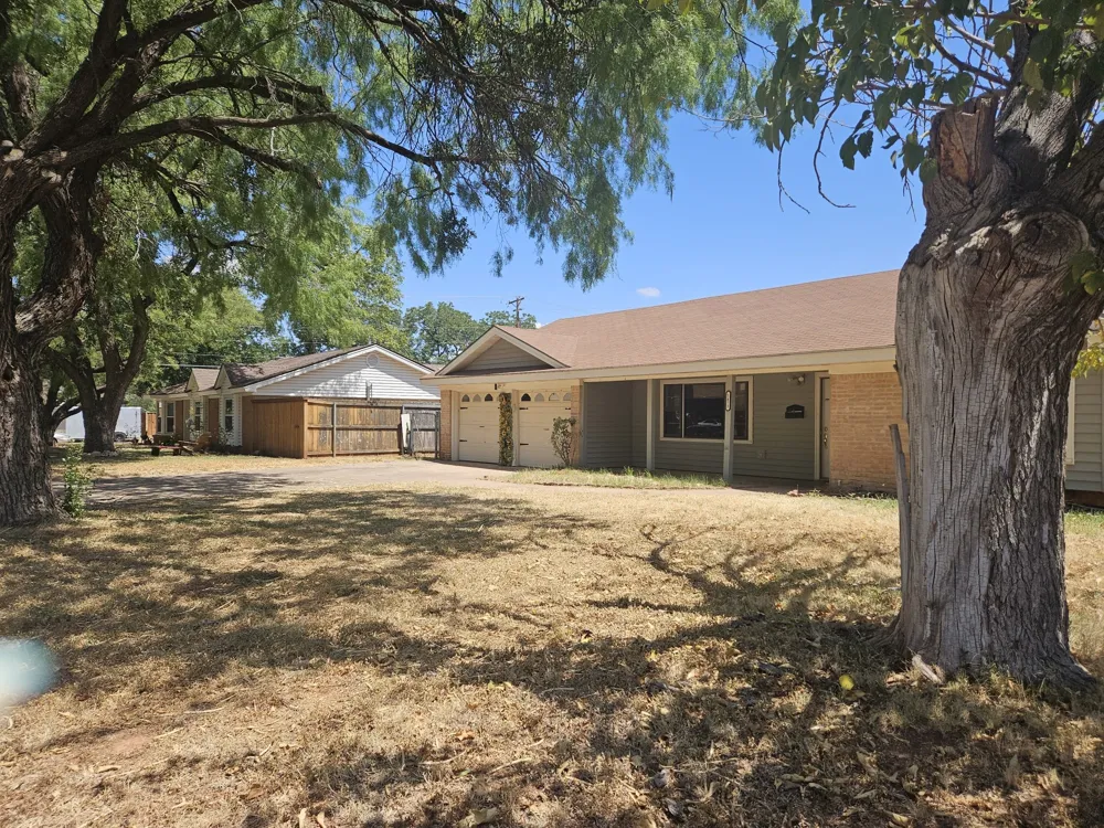 1473 Meadowbrook Drive Abilene, TX 79603