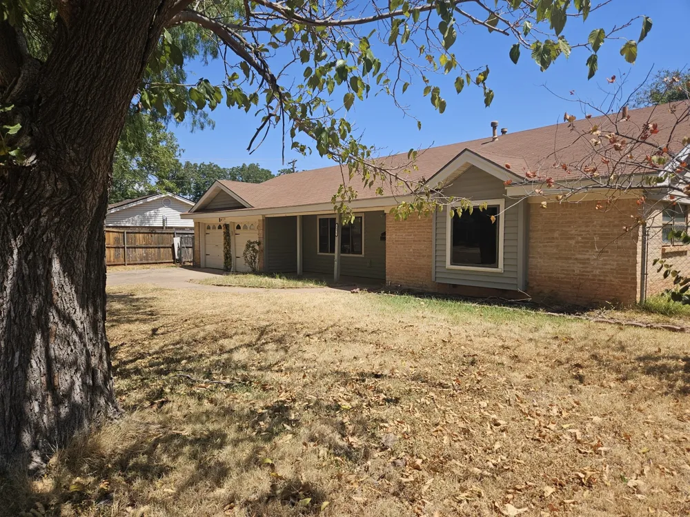 1473 Meadowbrook Drive Abilene, TX 79603