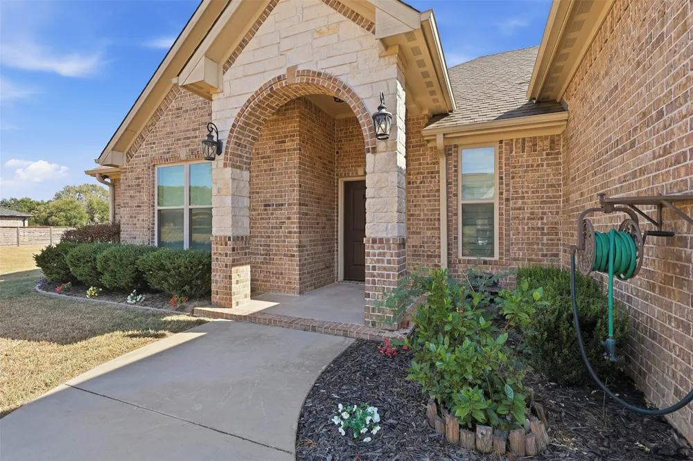 310 ROSEWOOD Mt Pleasant, TX 75455