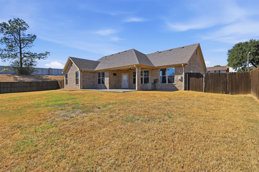 310 ROSEWOOD Mt Pleasant, TX 75455