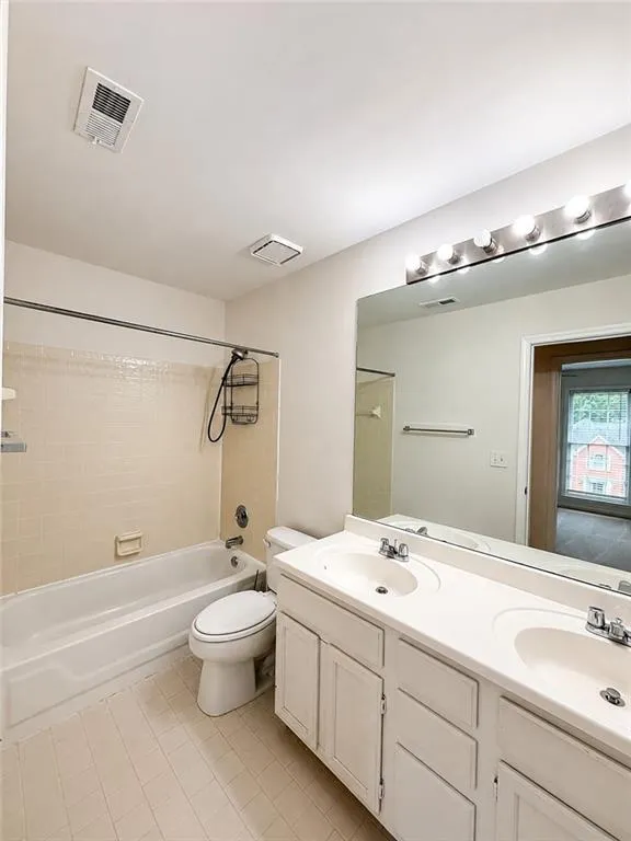 220 Saint Devon Crossing Johns Creek, GA 30097