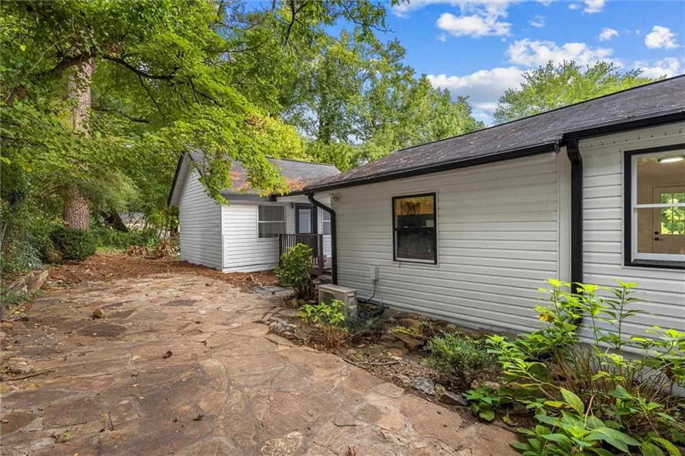 6275 Bennett Ln Sw Mableton, GA 30126