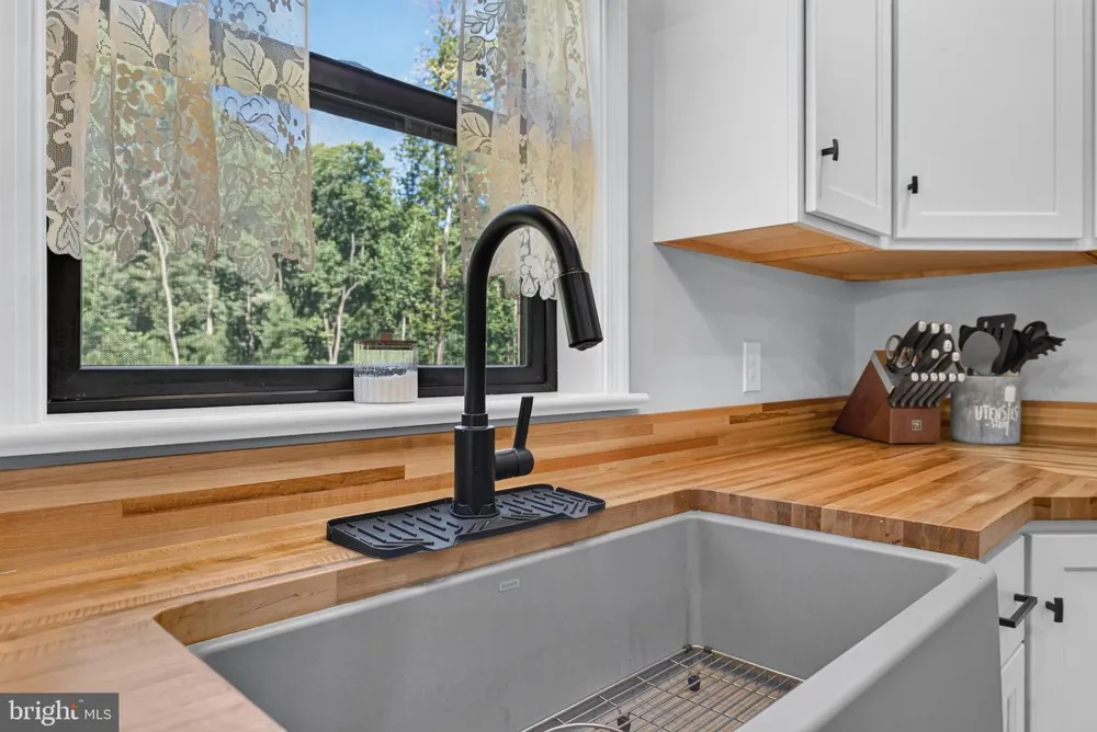 1455 LAUREL DRIVE Newmanstown, PA 17073