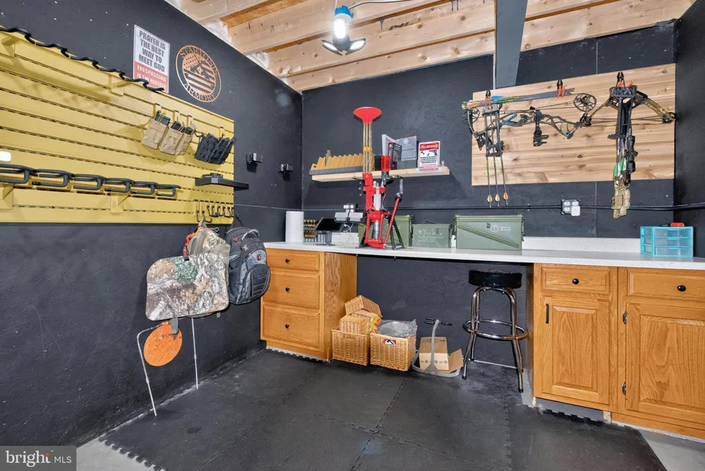 1455 LAUREL DRIVE Newmanstown, PA 17073