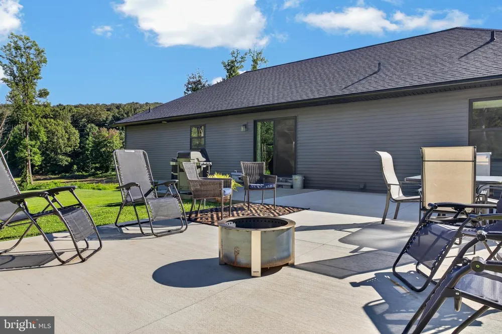 1455 LAUREL DRIVE Newmanstown, PA 17073