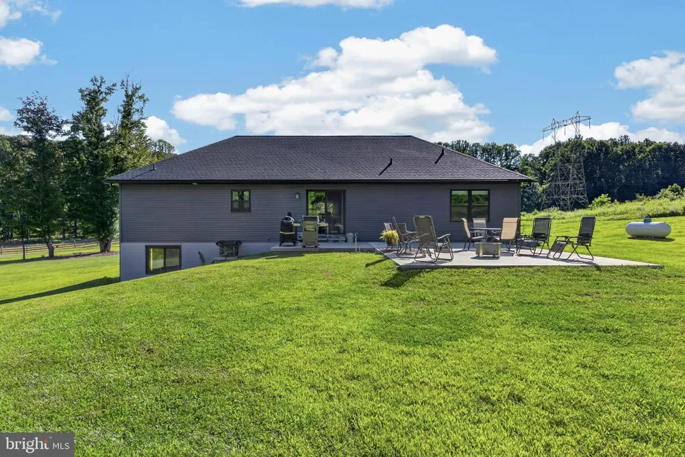 1455 LAUREL DRIVE Newmanstown, PA 17073