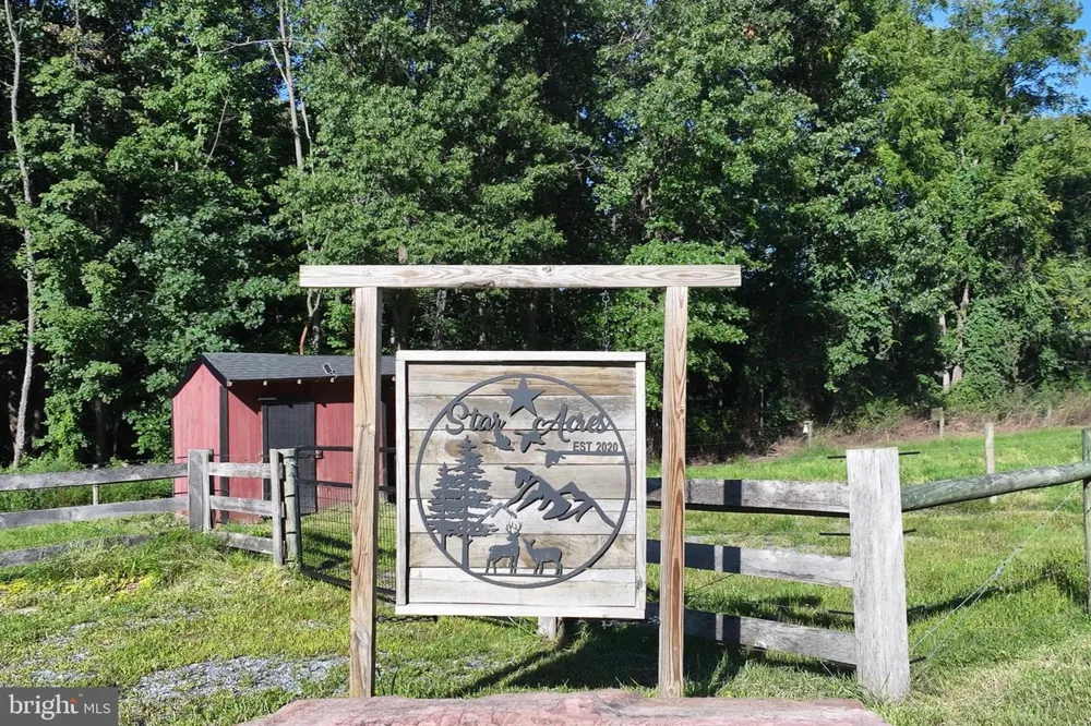 1455 LAUREL DRIVE Newmanstown, PA 17073