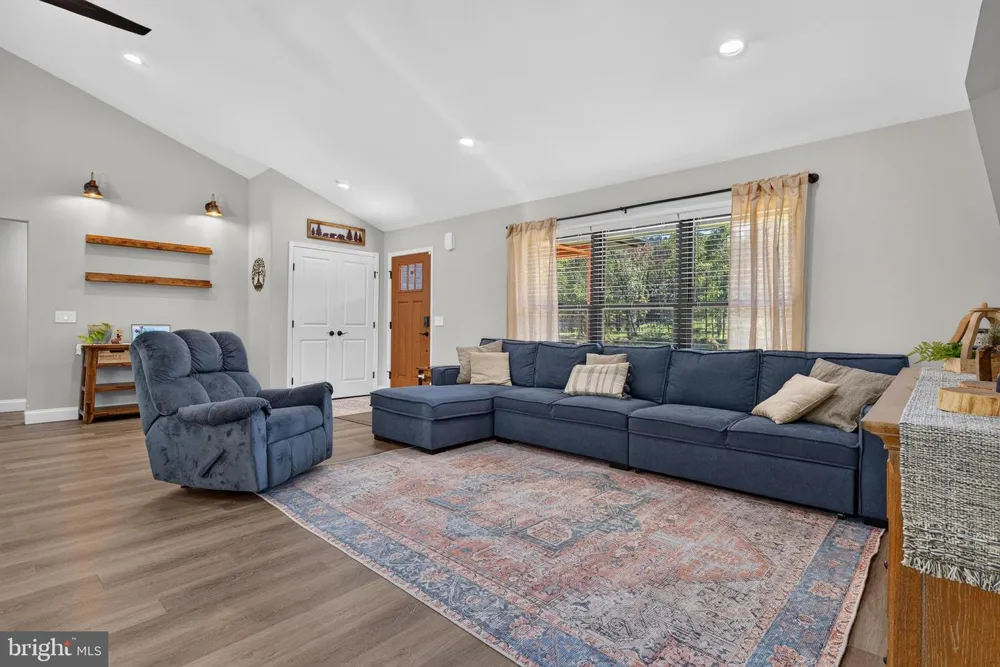 1455 LAUREL DRIVE Newmanstown, PA 17073