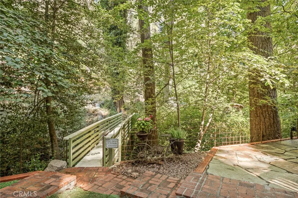 655 Cottage Grove Drive Lake Arrowhead, CA 92352