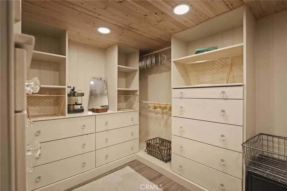 655 Cottage Grove Drive Lake Arrowhead, CA 92352