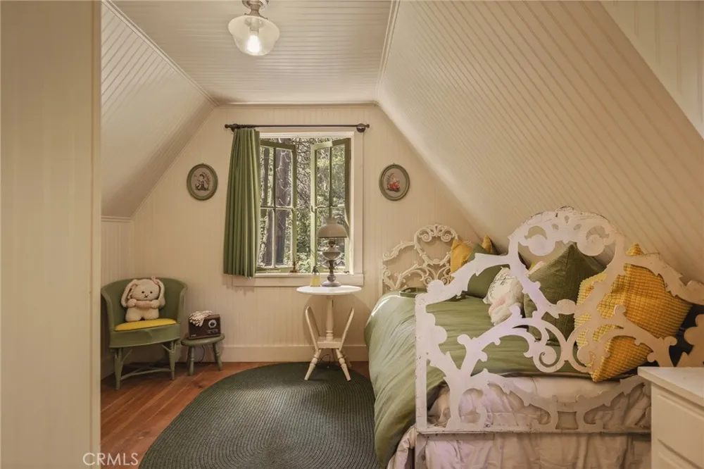 655 Cottage Grove Drive Lake Arrowhead, CA 92352