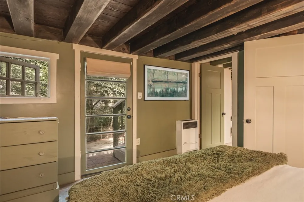 655 Cottage Grove Drive Lake Arrowhead, CA 92352