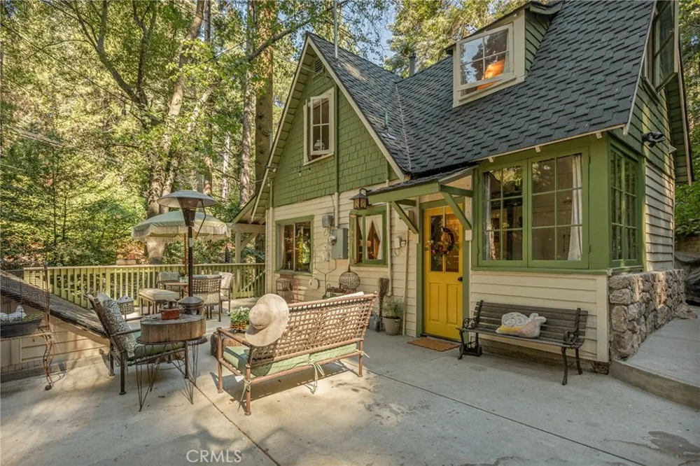 655 Cottage Grove Drive Lake Arrowhead, CA 92352