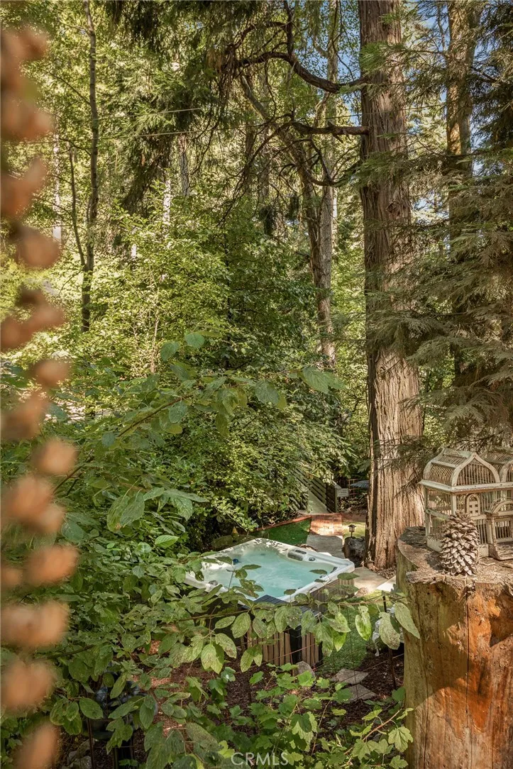 655 Cottage Grove Drive Lake Arrowhead, CA 92352
