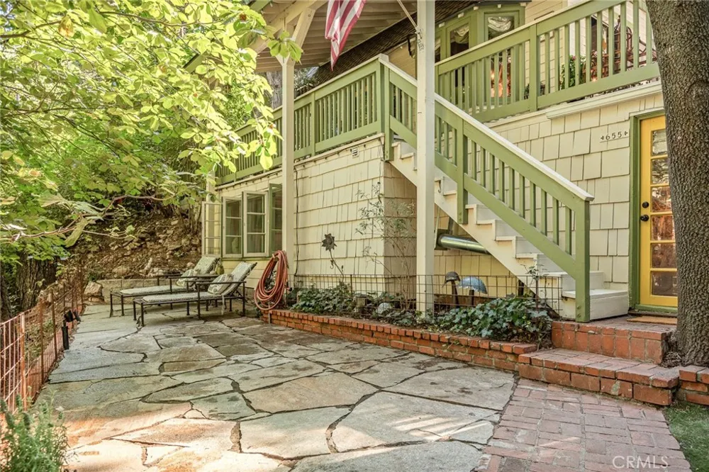 655 Cottage Grove Drive Lake Arrowhead, CA 92352