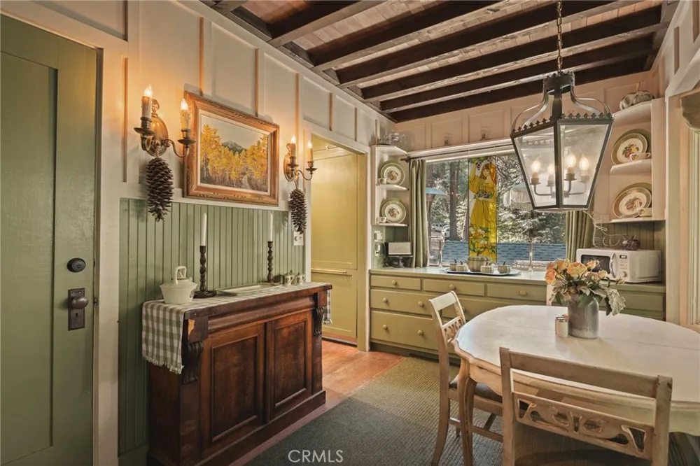 655 Cottage Grove Drive Lake Arrowhead, CA 92352