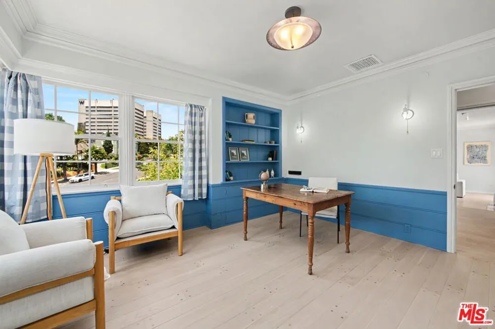10798 Weyburn Avenue Los Angeles, CA 90024