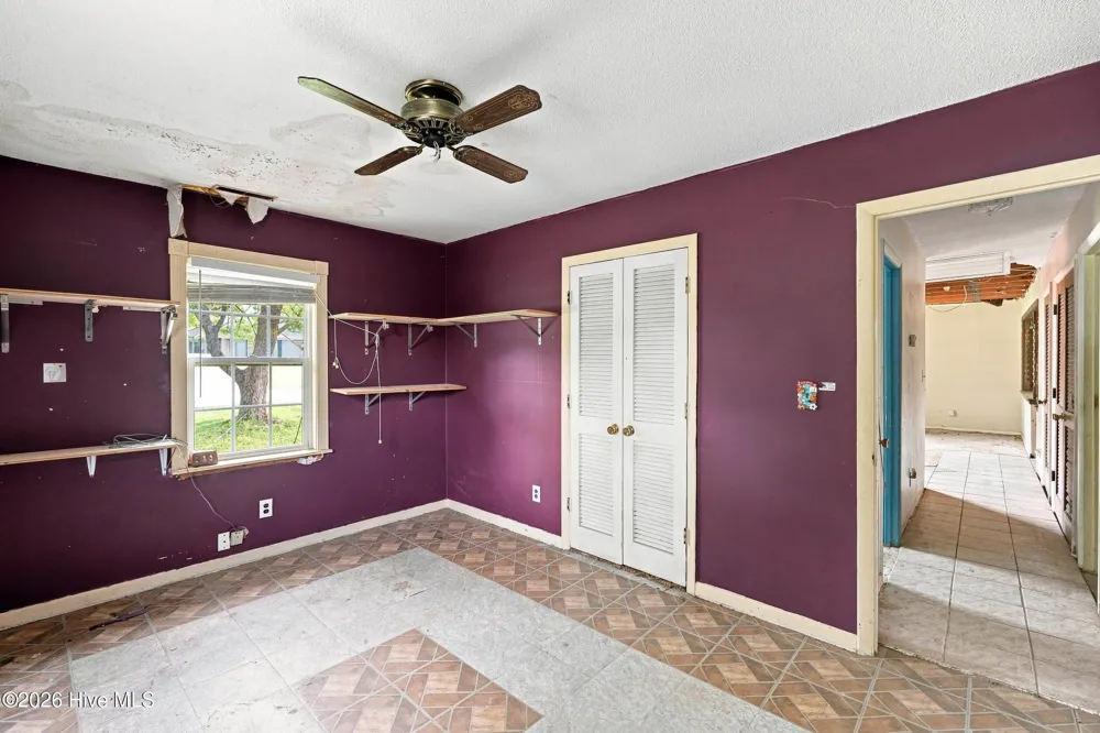 102 Royal Drive Jacksonville, NC 28546