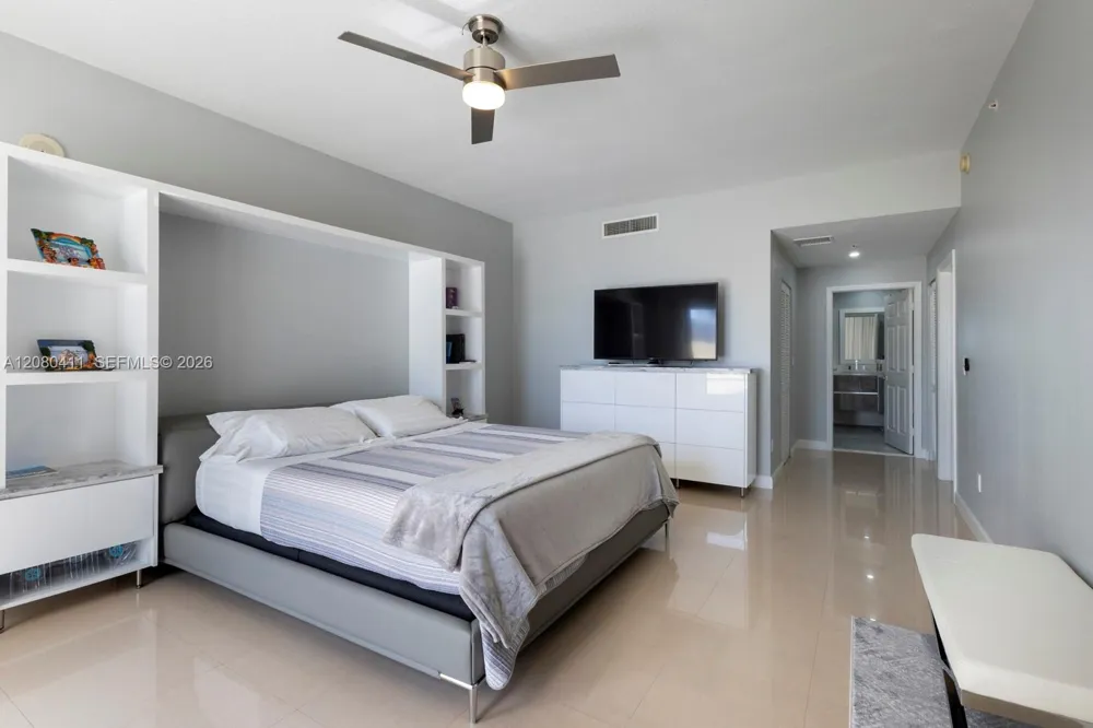 8390 SW 72nd Ave #612 Miami, FL 33143