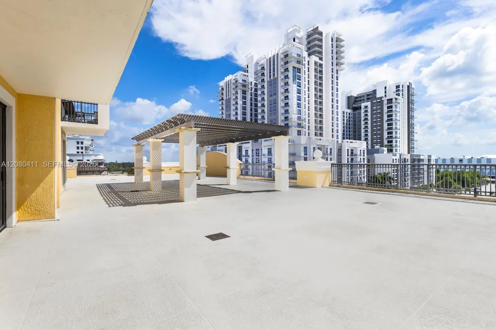 8390 SW 72nd Ave #612 Miami, FL 33143