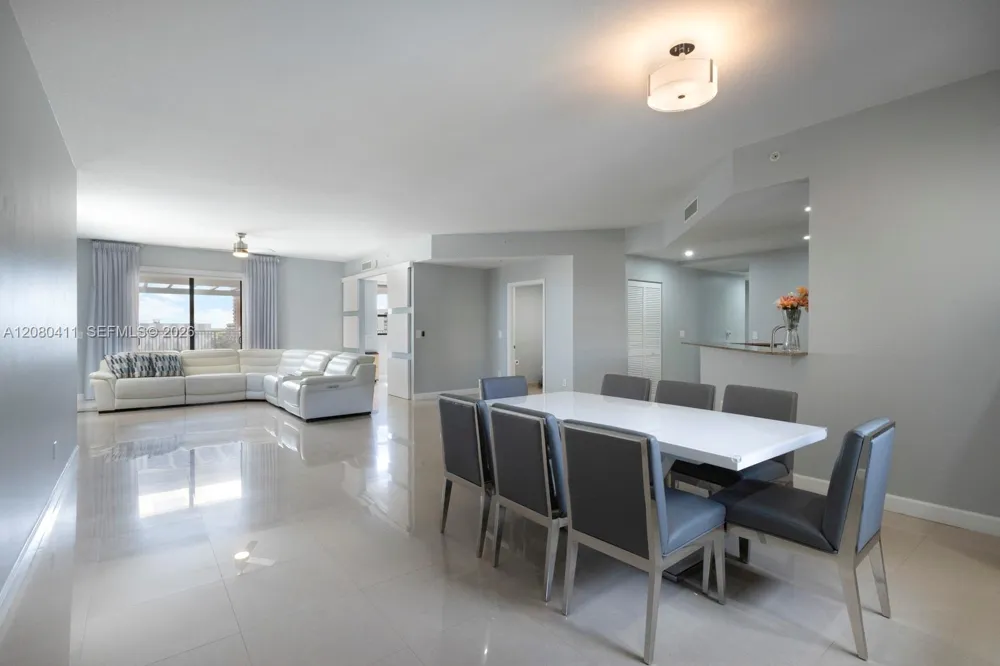 8390 SW 72nd Ave #612 Miami, FL 33143