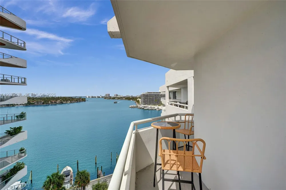 6820 Indian Creek Dr #9A Miami Beach, FL 33141