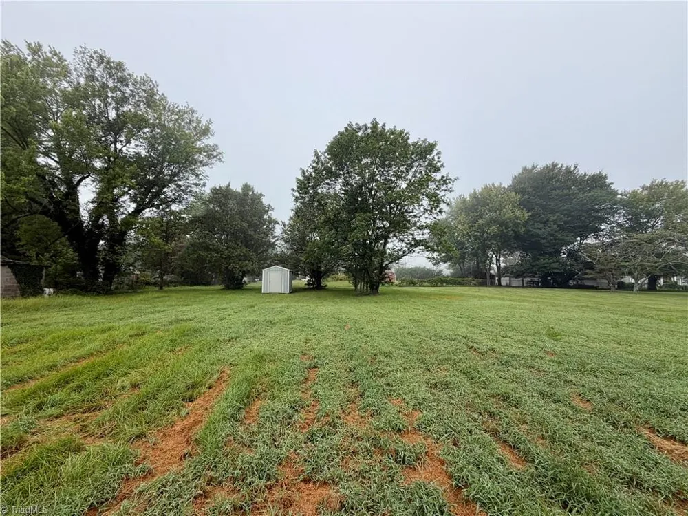 3076 Main Street Walkertown, NC 27051