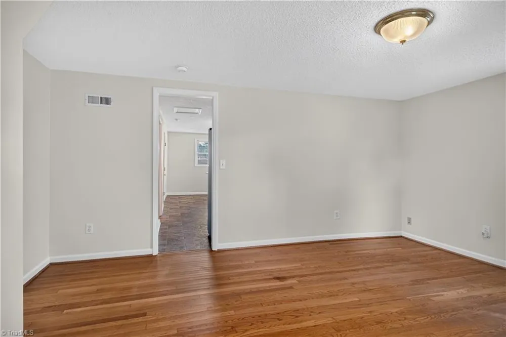 3076 Main Street Walkertown, NC 27051