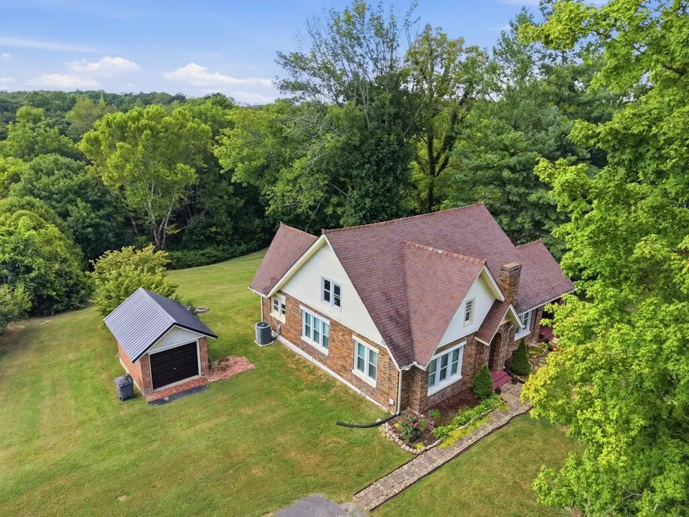 507 Lafayette Rd Red Boiling Springs, TN 37150