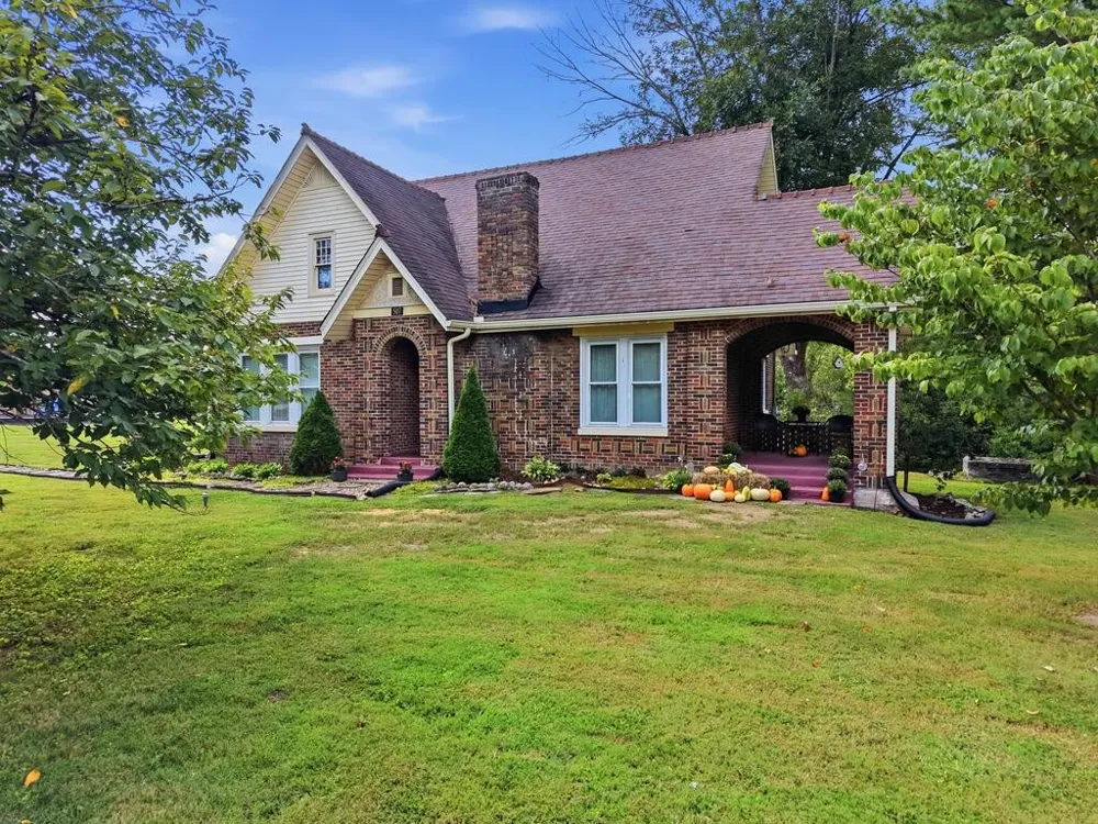 507 Lafayette Rd Red Boiling Springs, TN 37150