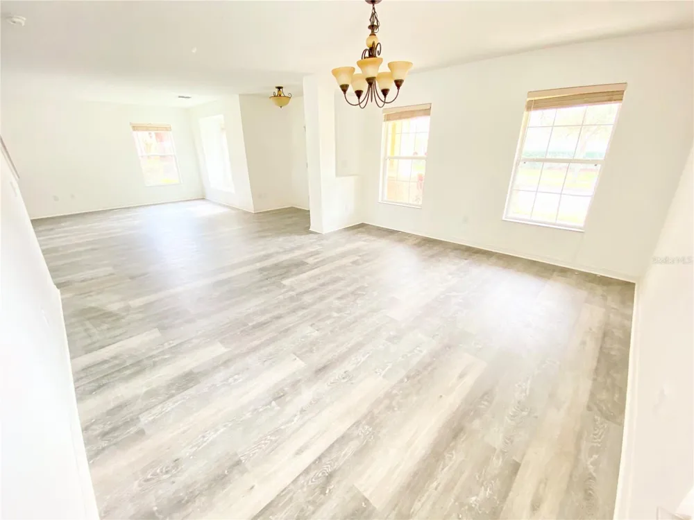 13631 PHOENIX DRIVE Orlando, FL 32828