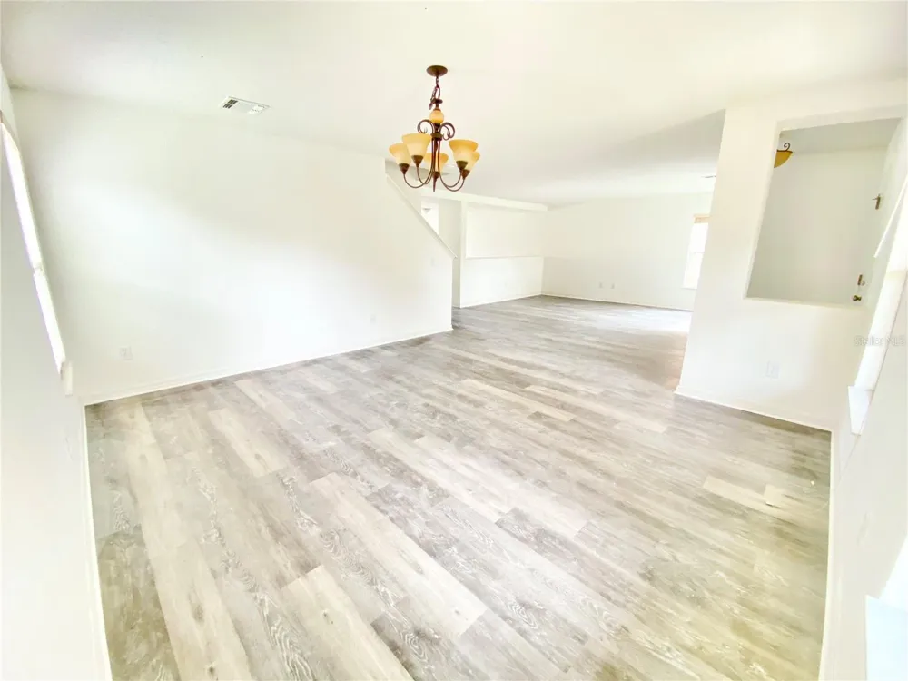 13631 PHOENIX DRIVE Orlando, FL 32828