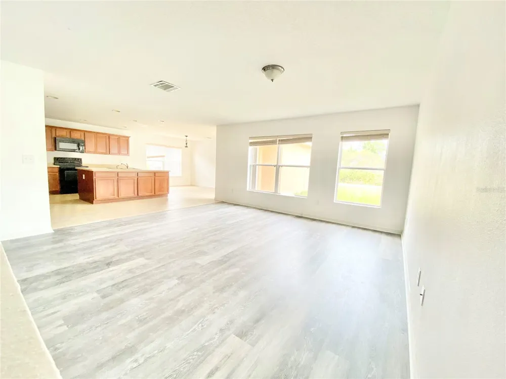 13631 PHOENIX DRIVE Orlando, FL 32828