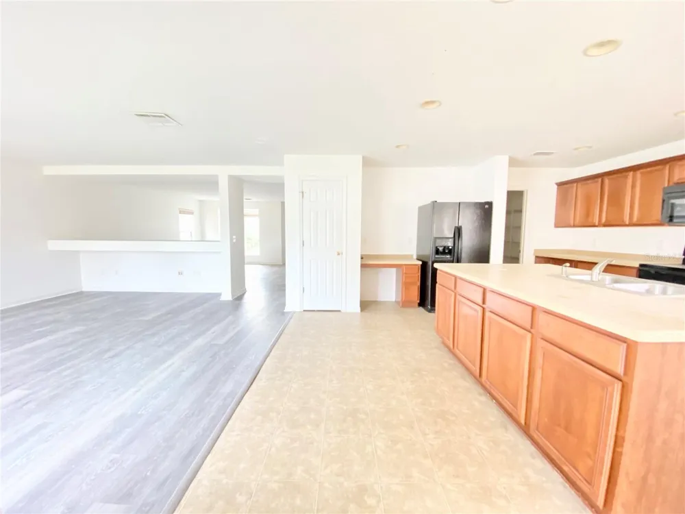 13631 PHOENIX DRIVE Orlando, FL 32828