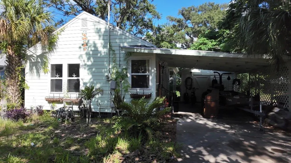 1121 ORANGE AVENUE Dunedin, FL 34698
