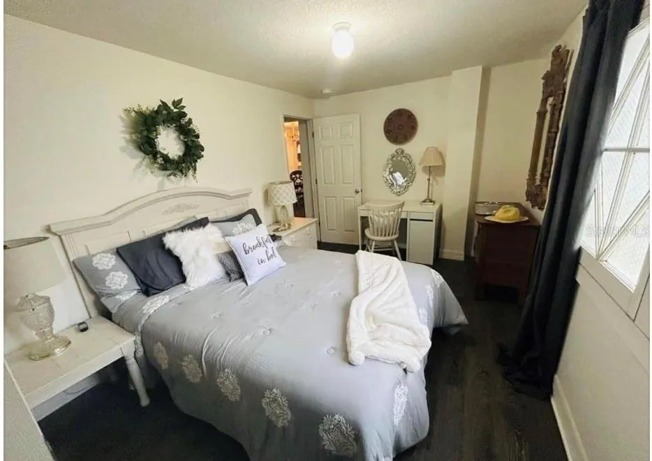 1121 ORANGE AVENUE Dunedin, FL 34698
